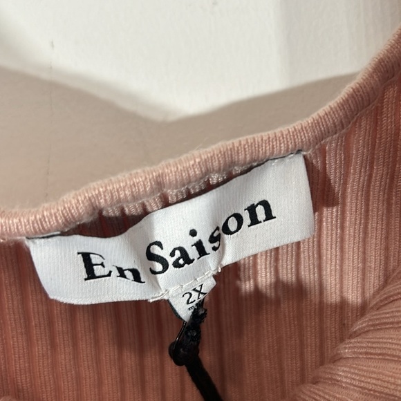 En Saison ribbed stretch single statement ruffle shoulder bodysuit plus size 2X - Picture 4 of 6